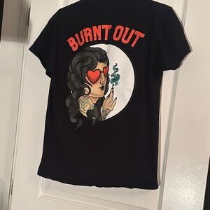 BURNT OUT short sleeve by Trash Rat Merch 


🐀 🗑️ ♥️ 🍁 💨